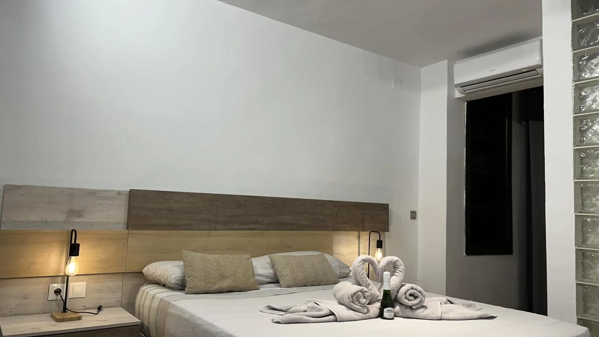 Lujo A Tu Alcance Con Spa Y Garaje Pleno Centro Huelva 0*,  Spain