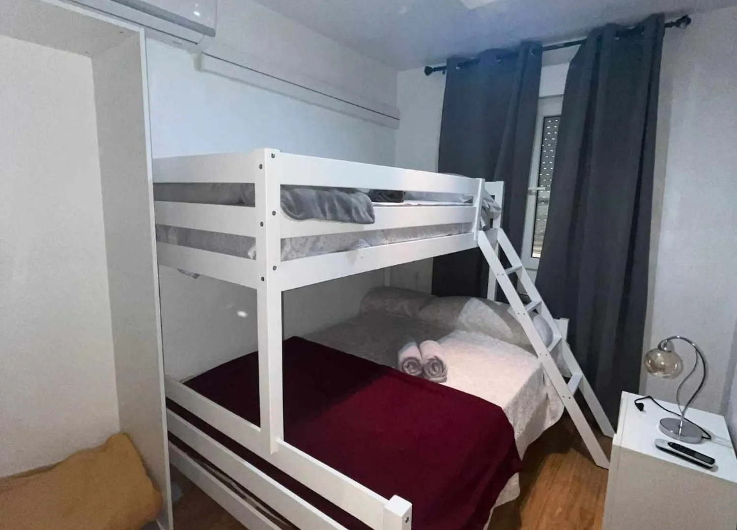 Lujo A Tu Alcance Con Spa Y Garaje Pleno Centro Huelva