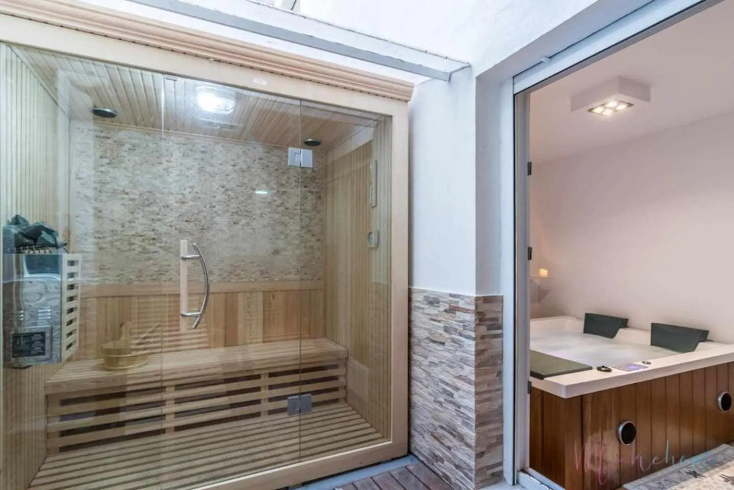 Lujo A Tu Alcance Con Spa Y Garaje Pleno Centro Huelva Apartment