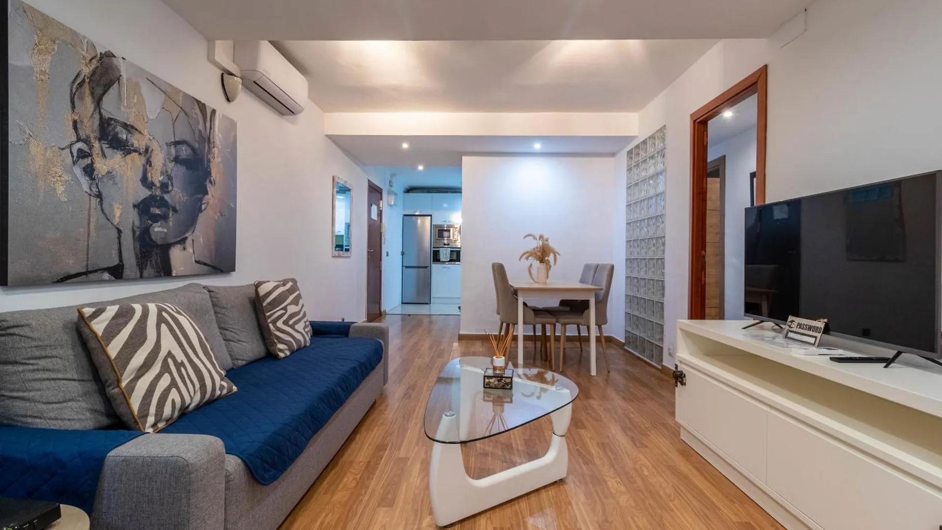 Apartment Lujo A Tu Alcance Con Spa Y Garaje Pleno Centro Huelva